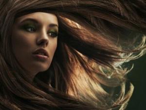 頭發干枯毛躁怎么辦?頭發干枯毛躁吃什么好