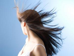 頭皮癢是怎么回事?頭皮癢掉發(fā)怎么辦