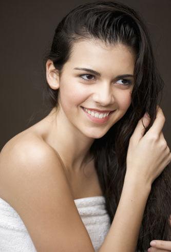 頭發護理:正確使用電吹風,吹出好發質