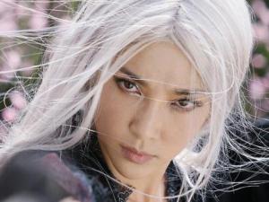 人為什么會長白頭發?年輕人長白頭發的原因