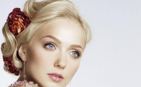 經常掉頭發是什么原因造成的 怎么樣正確護理秀發