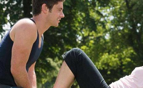 男人肚子大出現(xiàn)啤酒肚 推薦4種減掉大肚子的方法