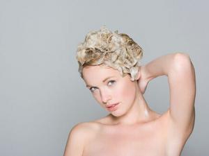 怎樣防止洗頭時掉發?月經期間可以洗頭嗎