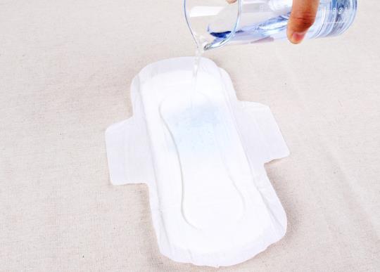 褲型衛生巾白天怎么換?散裝的衛生巾會不會不健康?