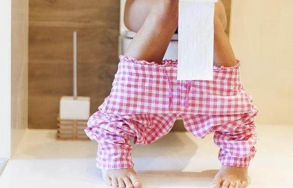 女人上廁所不該用什么紙?女人小便后該不該用衛生紙擦