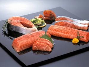 三文魚能美容減肥增智力-山藥三文魚湯的做法