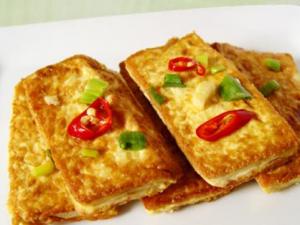 怎么煎豆腐不粘鍋?煎豆腐不粘鍋的小技巧