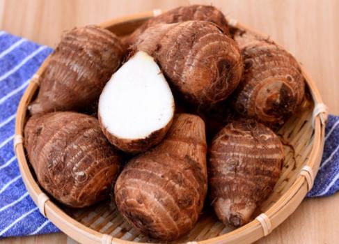 蒸芋頭用冷水還是熱水?吃芋頭嘴麻怎么辦?