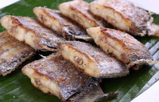 帶魚身上是白色東西要怎么處理?帶魚一炸就碎是怎么回事?