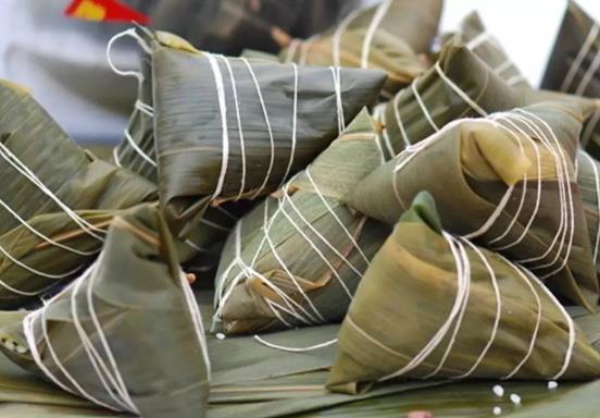 包粽子是干粽葉好還是新鮮粽葉好?煮粽子要煮多久?