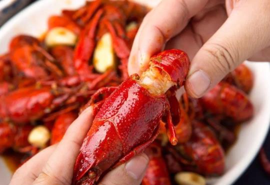小龍蝦調(diào)料怎么用?如何清洗小龍蝦?
