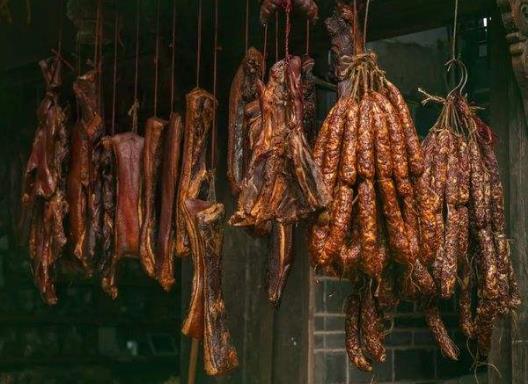 臘肉發霉了還能吃嗎?臘肉要曬多久才沒有油