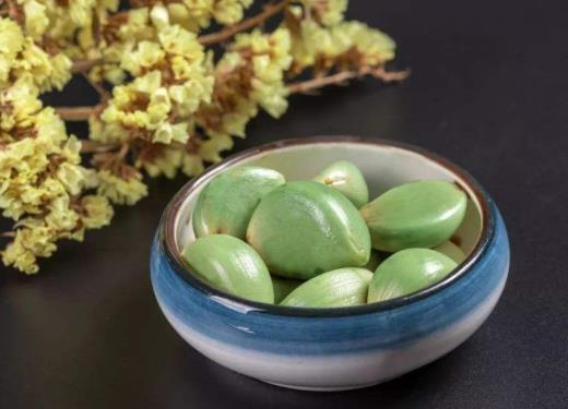 ?臘八蒜可以用切碎的蒜嗎?臘八蒜可以用獨(dú)頭蒜嗎