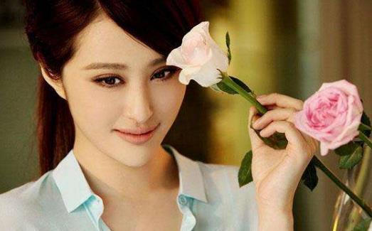 如何做一個有魅力的女人?魅力女人打造7個方面