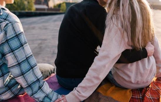 怎么和小三談話顯出自己的氣勢?如何看待公司里已婚男女搞曖昧關系