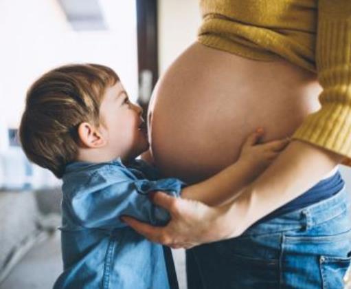 抽搐式胎動正常嗎 胎動是什么感覺 胎動頻繁要注意什么