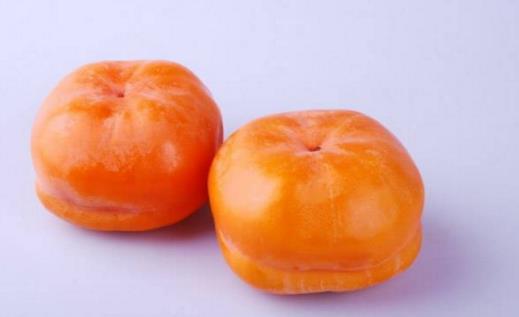 柿子是飯前吃還是飯后吃好 柿子一天中什么時候吃最好