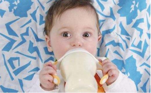 早產兒奶粉吃到什么時候 早產兒奶粉可以一直吃嗎