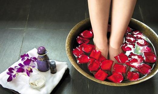 泡腳的最佳時間是什么時候 什么時間段泡腳最補腎