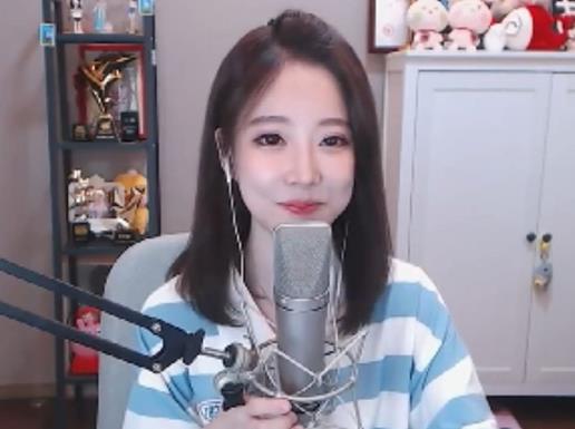 十大最具人氣的萌妹主播排名,馮提莫、周二珂意氣風(fēng)發(fā)