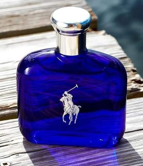十大男士香水品牌排行榜,香奈兒蔚藍、愛馬仕大地男士香水很暢銷
