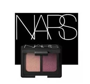 適合油性皮膚的十大彩妝,CPB瞬亮妝前霜、雅詩蘭黛持久粉底很不錯