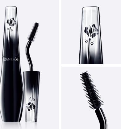 化妝品界十大網紅排行榜,芭比波朗羽柔蜜粉餅、3CE濾鏡定妝散粉人氣高