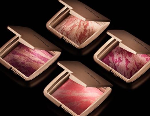 化妝品界十大網紅排行榜,芭比波朗羽柔蜜粉餅、3CE濾鏡定妝散粉人氣高