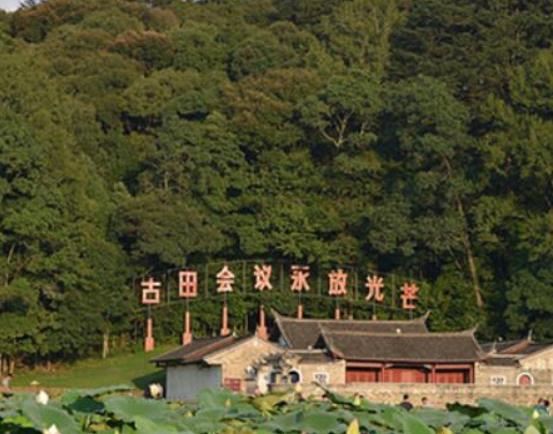 中國十大著名紅色旅游景點,延安革命紀念地景區(qū)、西柏坡深受人們歡迎