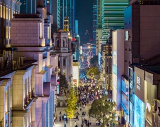 中國十大商業(yè)步行街排行榜,上海南京路、沈陽中街融匯了眾多精華