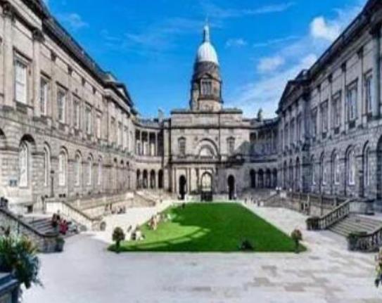 2022英國大學QS排名,牛津大學影響力很大、劍橋大學享譽全球