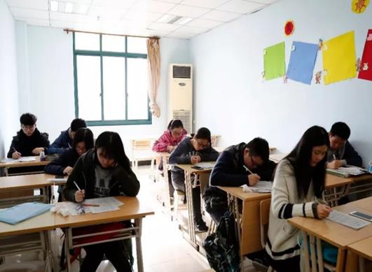 內江市教育培訓機構排名,啟美英語培訓學校、學大教育培訓讓你受益