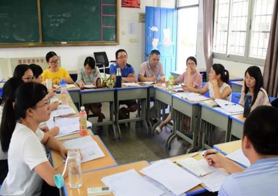 樂山市教育培訓機構排名,中公教育培訓學校、萬書聚優培訓學校深受信賴