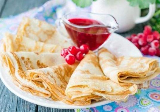 俄羅斯十大名菜排名,紅菜湯非常流行、羅宋湯鮮滑爽口