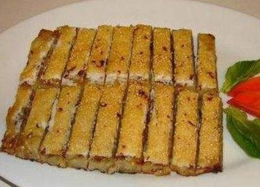 湘菜中的十大硬菜排名,剁椒魚頭鮮辣可口、臘味合蒸做法簡單