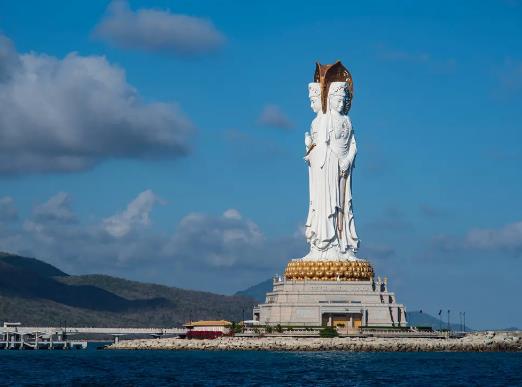 世界十大最高雕塑排名,中原大佛是世界最高、緬甸大佛風景優美