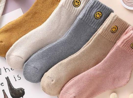 十大純棉襪子品牌排名,浪莎襪子、 恒源祥襪子都是家喻戶曉的品牌