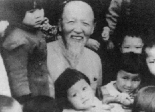 世界十大幼兒教育家,康有為、楊·阿姆斯·夸美紐斯廣受歡迎