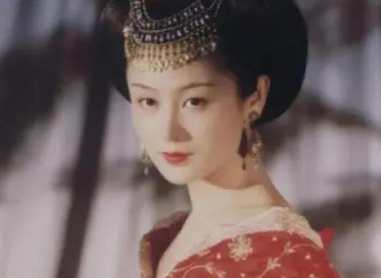 10部無法超越的電視劇,新白娘子傳奇重播次數多、鹿鼎記編導功力成熟