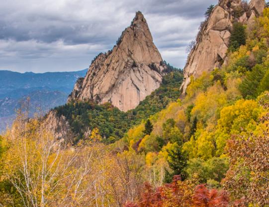 北京周邊最值得爬的八座山旅游景點排行 霧靈山如入仙境