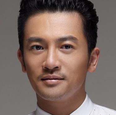 鮮為人知的十大學霸男星 陳坤1995年考入東方歌舞團擔任獨唱歌手