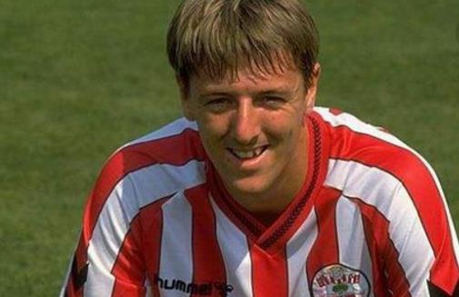 英超足球歷史十大巨星排行榜 英超足球明星盤點(diǎn) 英超球星排名