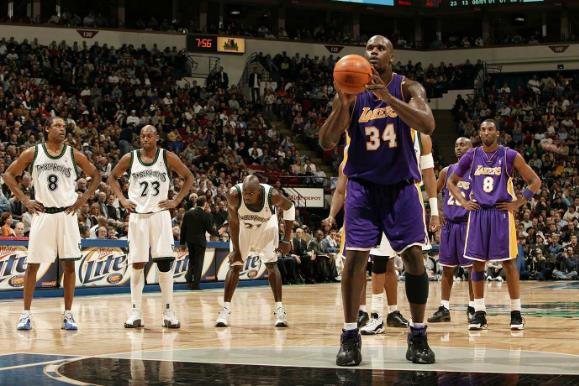 NBA7大謠言:伊巴卡28cm大尺寸丁丁 張伯倫睡2萬女人 納什生黑人兒子