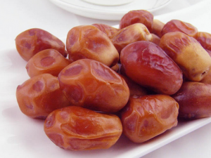 椰棗的功效與作用-食用椰棗的注意事項