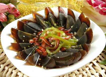吃皮蛋有什么好處?皮蛋的營養(yǎng)價值,怎么做皮蛋好吃