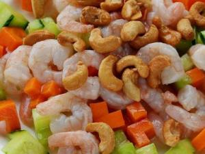 腰果的營養(yǎng)價(jià)值、功效與作用、食用禁忌、食用方法