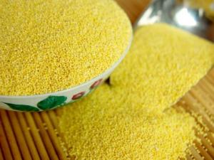 吃小米有什么好處?小米的營養(yǎng)價值、功效與作用