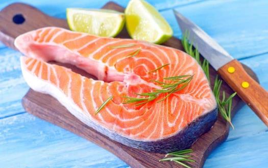 三文魚的營養價值 三文魚怎么吃 三文魚的功效與作用 孕婦能吃嗎