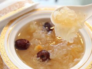 如何挑選銀耳?食用銀耳的注意事項