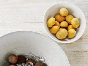 生栗子怎么去皮？生栗子去皮方法，怎樣給生栗子去皮妙招